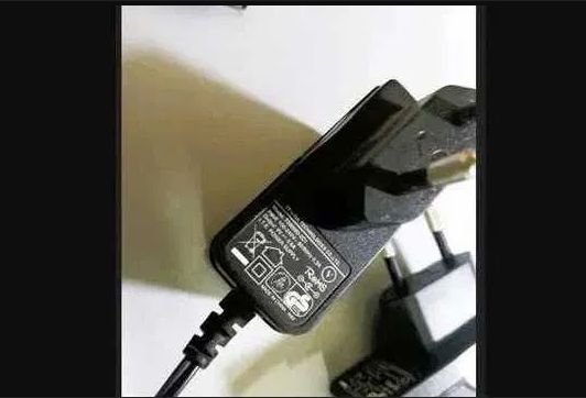 Адаптер, зарядка на 9 вольт, блок питания 9v