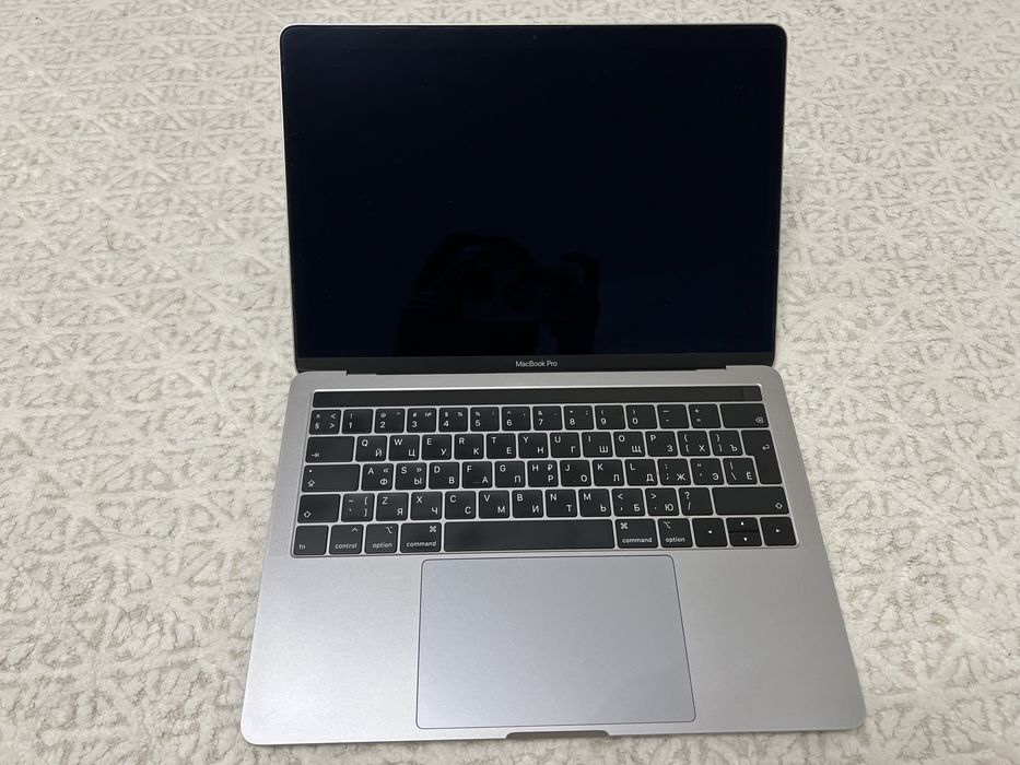 Macbook Pro 19 128гб