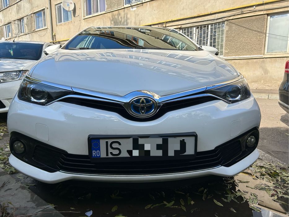 Toyota Auris 2015