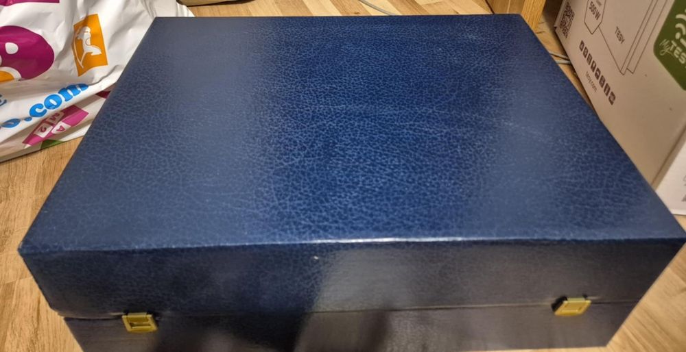 Нов автентичен порцеланов сервиз