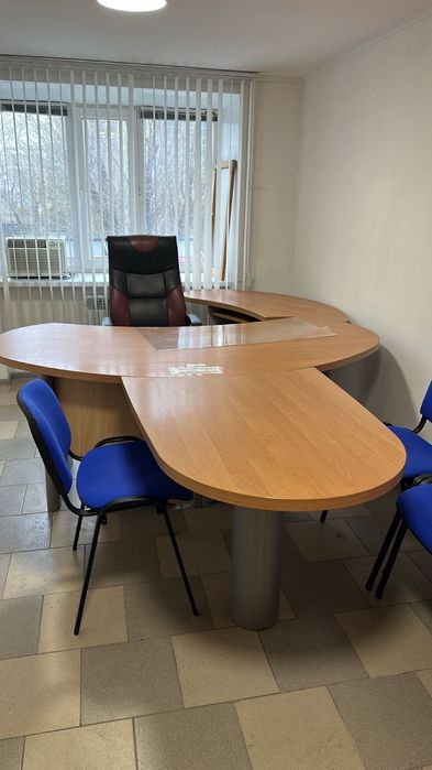 Стол офисный большой