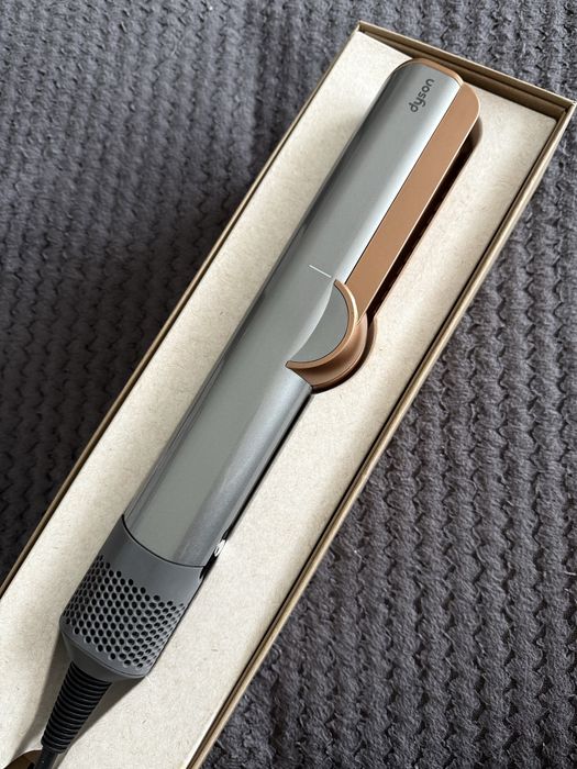 Dyson Airstrait folosit 1 data