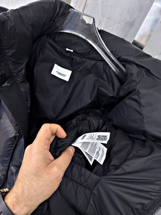 Черно Яке burberry