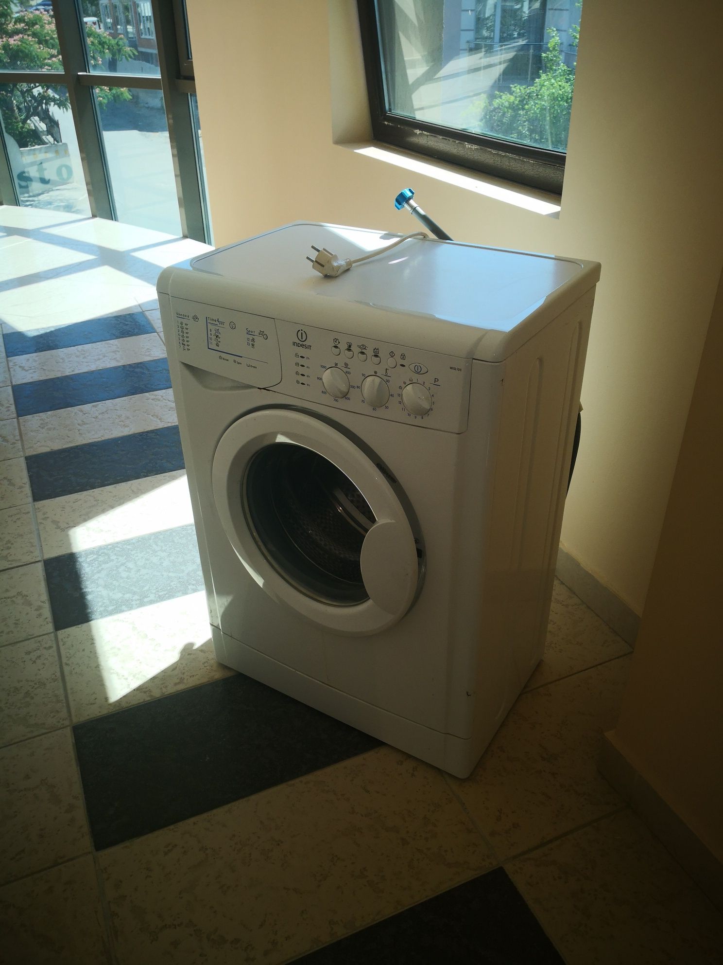 Пералня "Indesit"