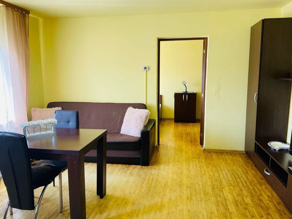 Inchiriez ap 2 cam , zona Hipodrom