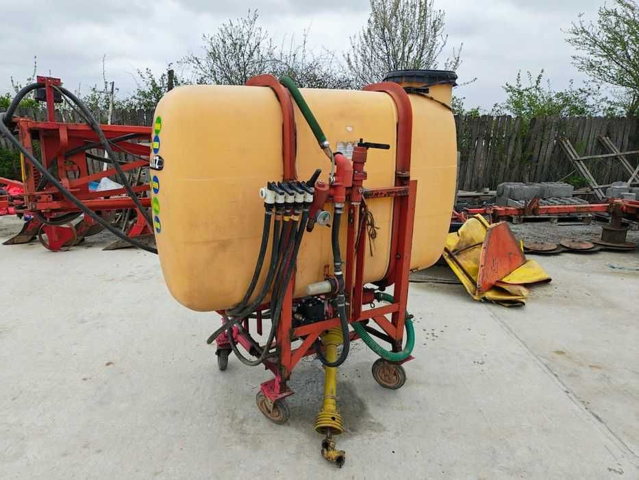 Met de erbicidat  Holder 600 litri, lanci 12m