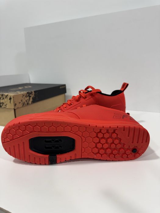 Обувки за колоездене Specialized 2FO Clip 2.0