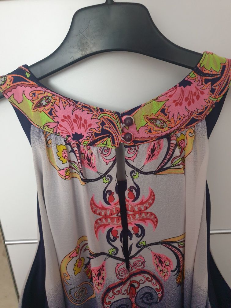 Rochie lejeră din material fin M