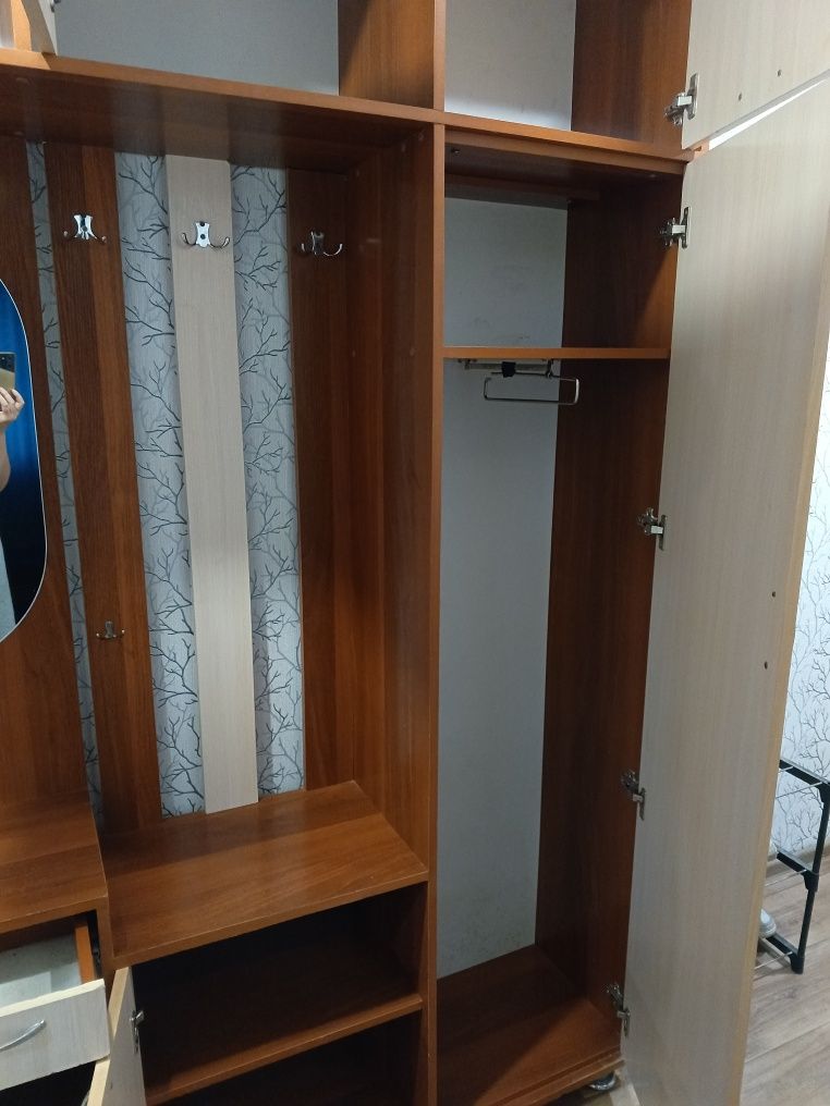 Продам прихожую в хорошем состоянии
