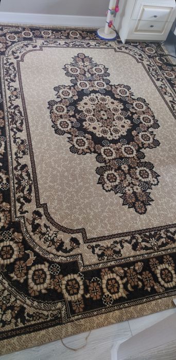 Продам ковёр в хорошем состоянии