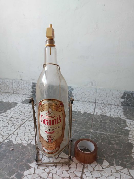 Декоративна бутилка 4.5л.