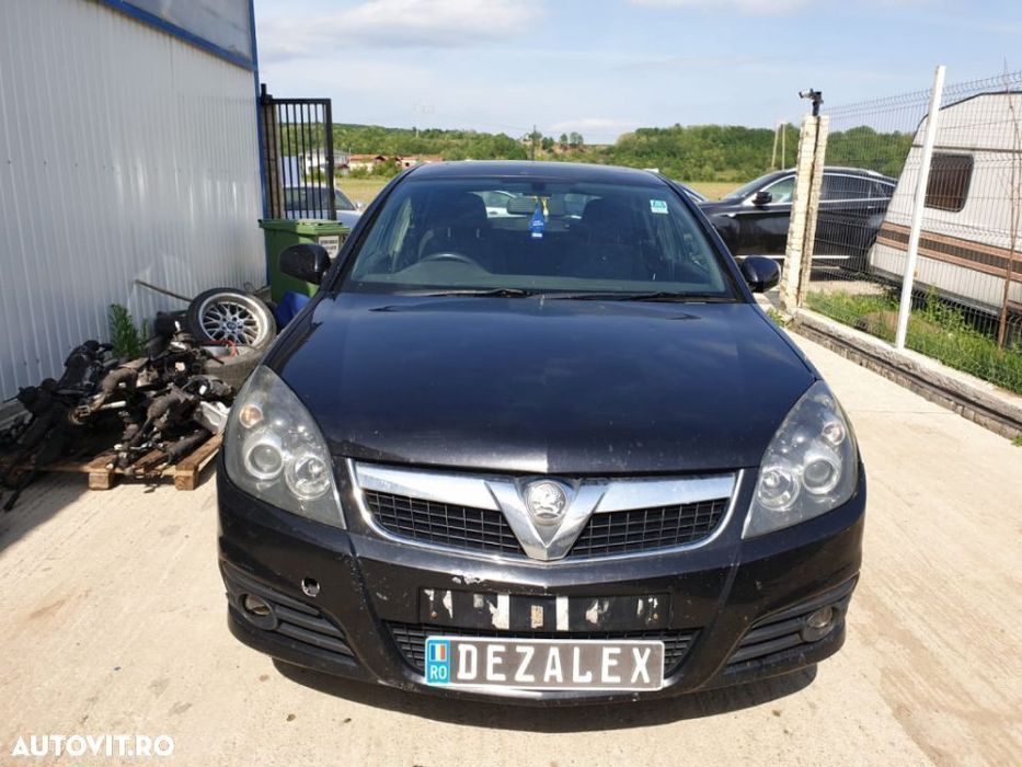 Dezmembrari Opel Vectra C facelift 150cp 1.9 cdti Piese Vectra C 1.9 diesel 6 trepte 150 cai