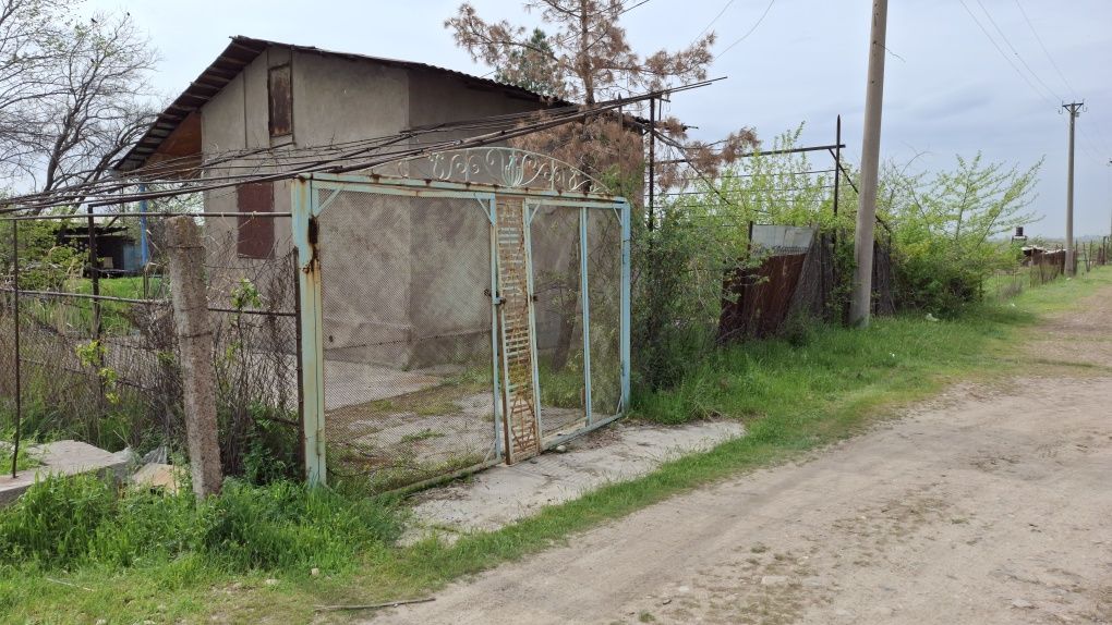 Дача сотилади 12 сотих СРОЧНО