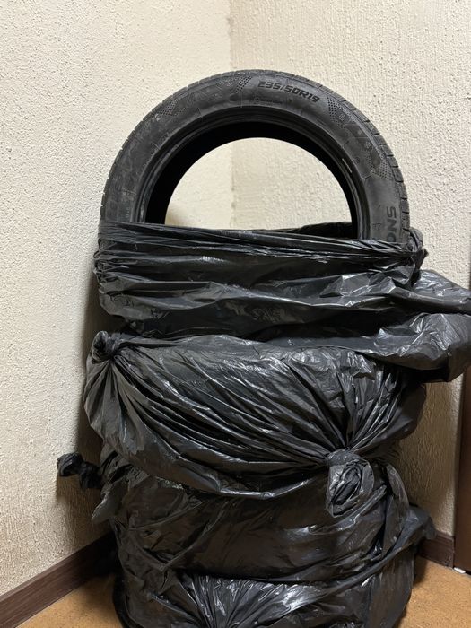 235 50 R19 зима липучка