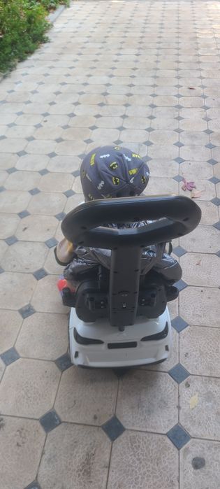 Детская машина коляска. Bolalar ucun mashina kalaskali.