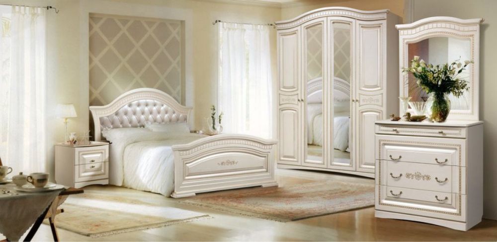 Продается Спальный гарнитур под названием  «Венера»