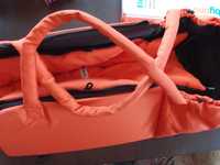 Чанта (сак) за носене на бебе новородено , оранжева с цип , запазена