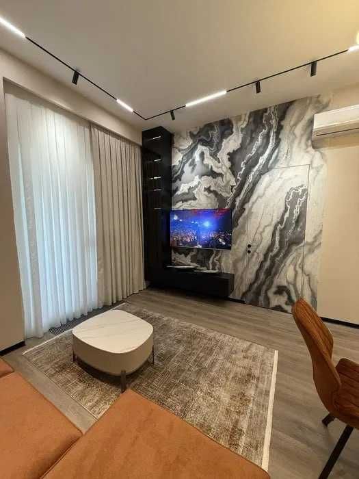 ЖК Mirabad Avenue. новый ремонт 3 линия вид во двор А блок`