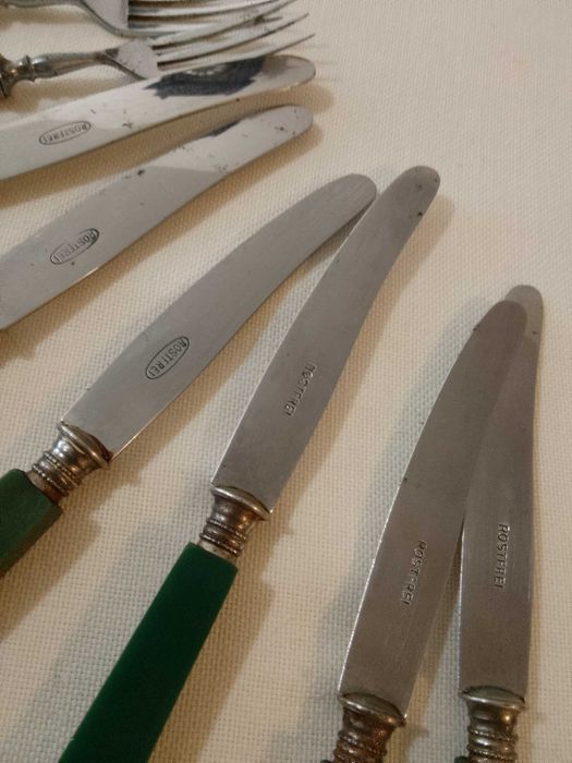 прибори за хранене ростфери