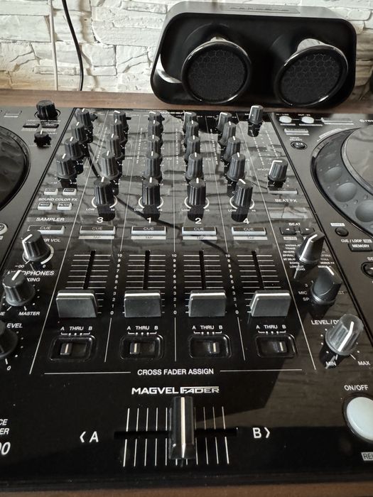 DJ Controller - Pioneer DDJ 1000