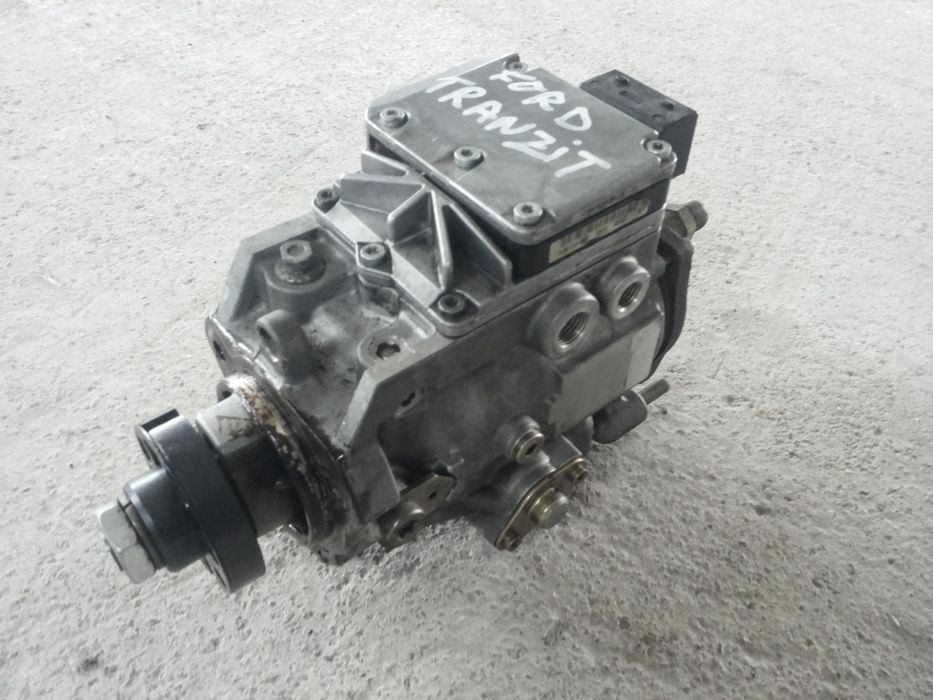 Vând 2 pompe Injecție pentru Ford Transit 2.4 90cp si 115cp