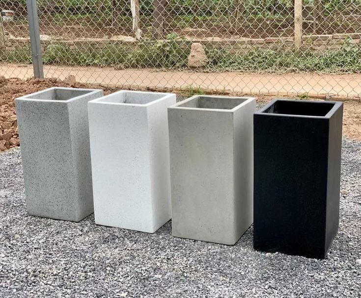 Jardiniere din  beton