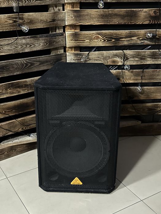 Behringer Eurolive VP1520