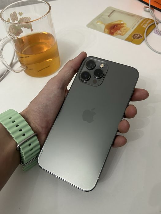 Продам 12 про мах айфон/iphone 256
