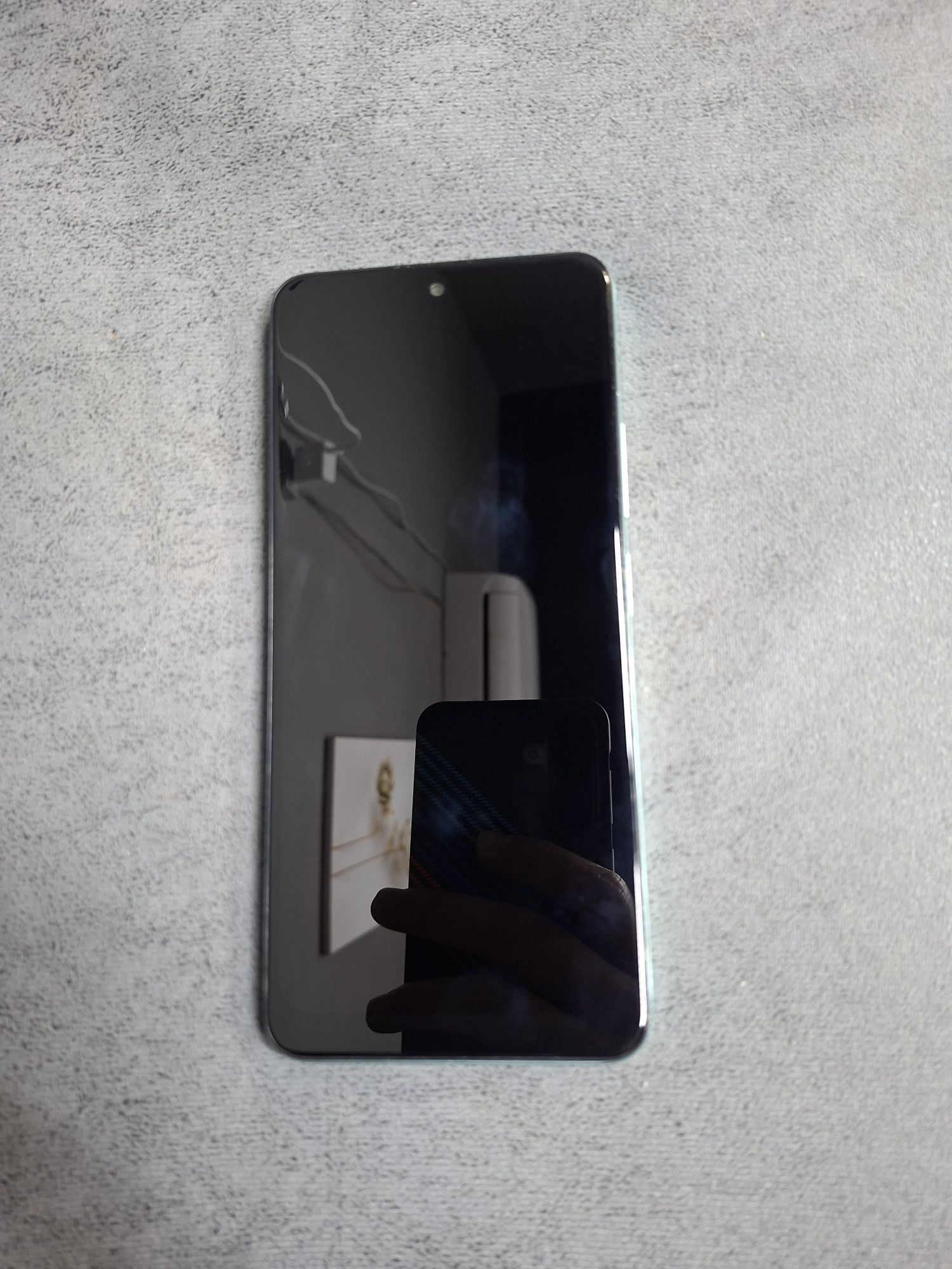 Red mi note 12 xolati yaxwi