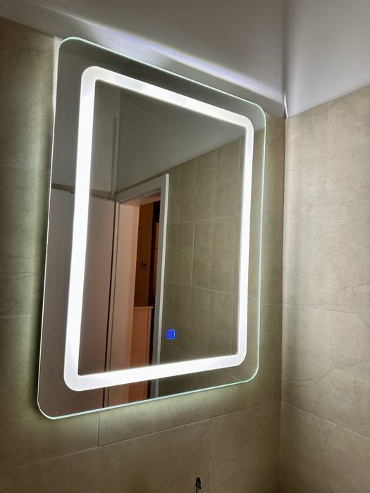 Oglinda baie LED 60x80cm