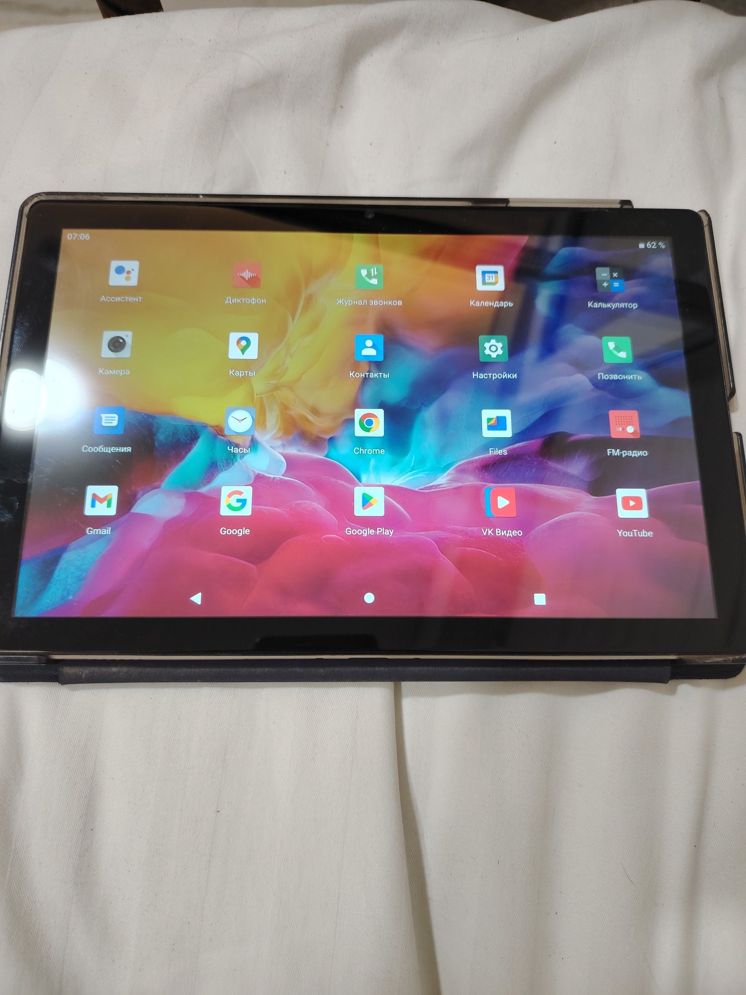 Продаю планшет S 30 Tab в отличном состоянии