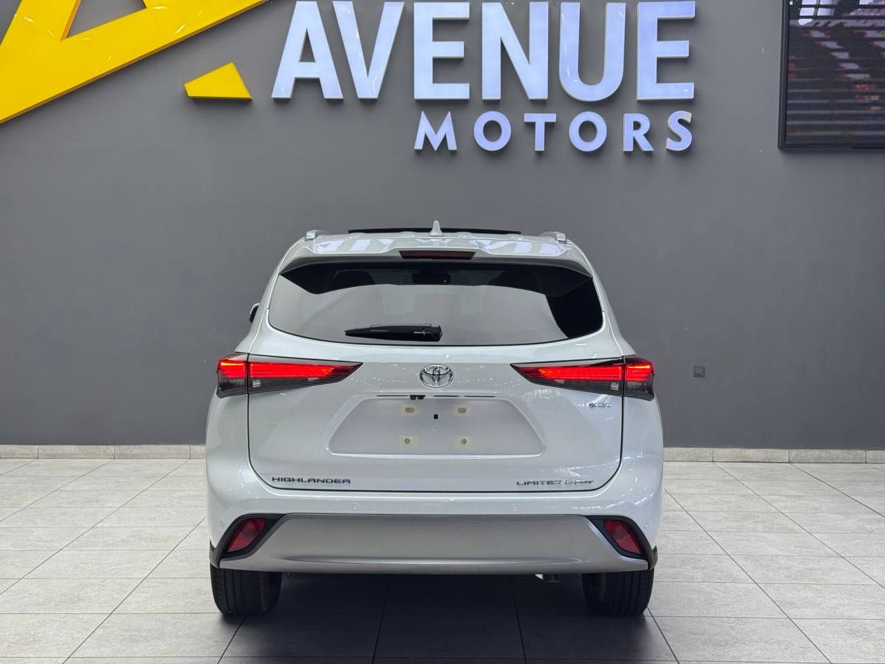 Продается новый Toyota Highlander Limited