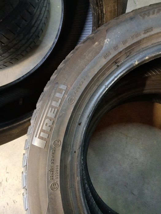 Anvelope iarna 205/55/17 și 225/50/18