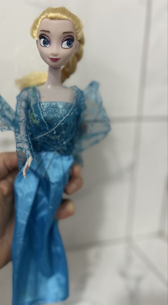 Кукла Елза в синьо