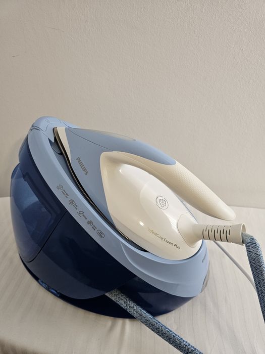 Vand statie de calcat philips