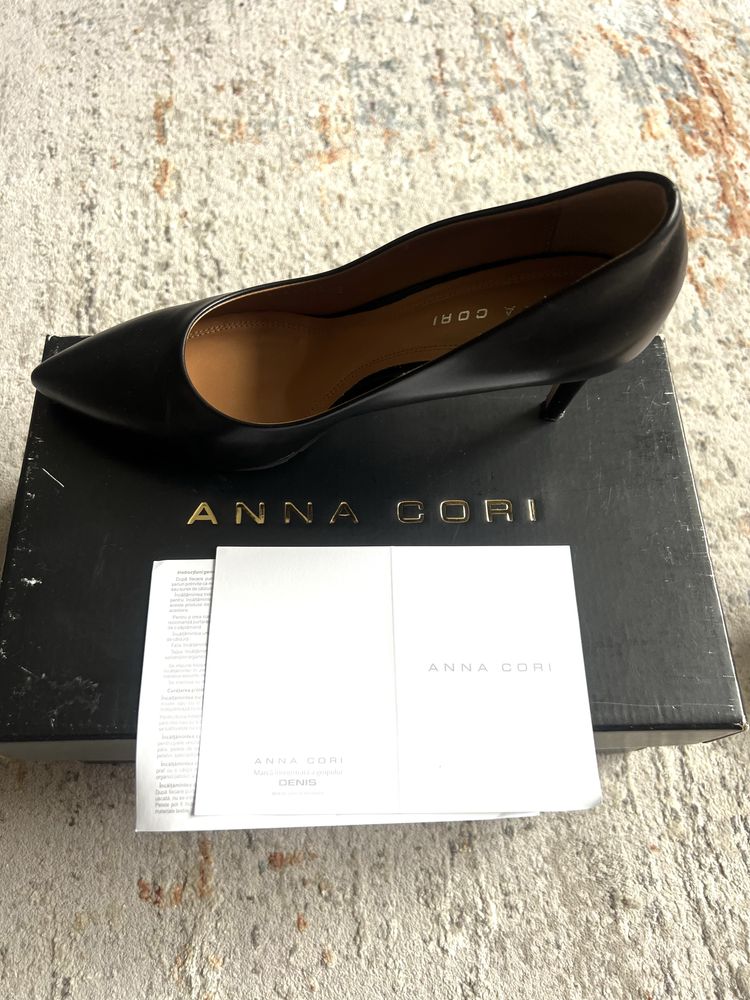 Pantofi stiletto Anna Cori 39