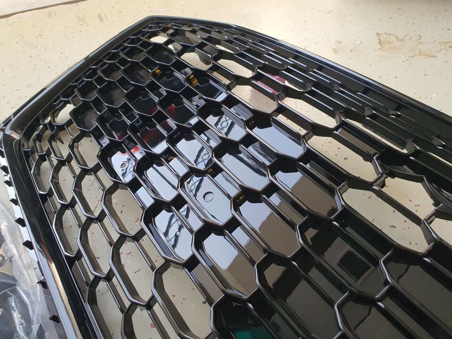 Grila fagure RS look AUDI A5 2016-2019