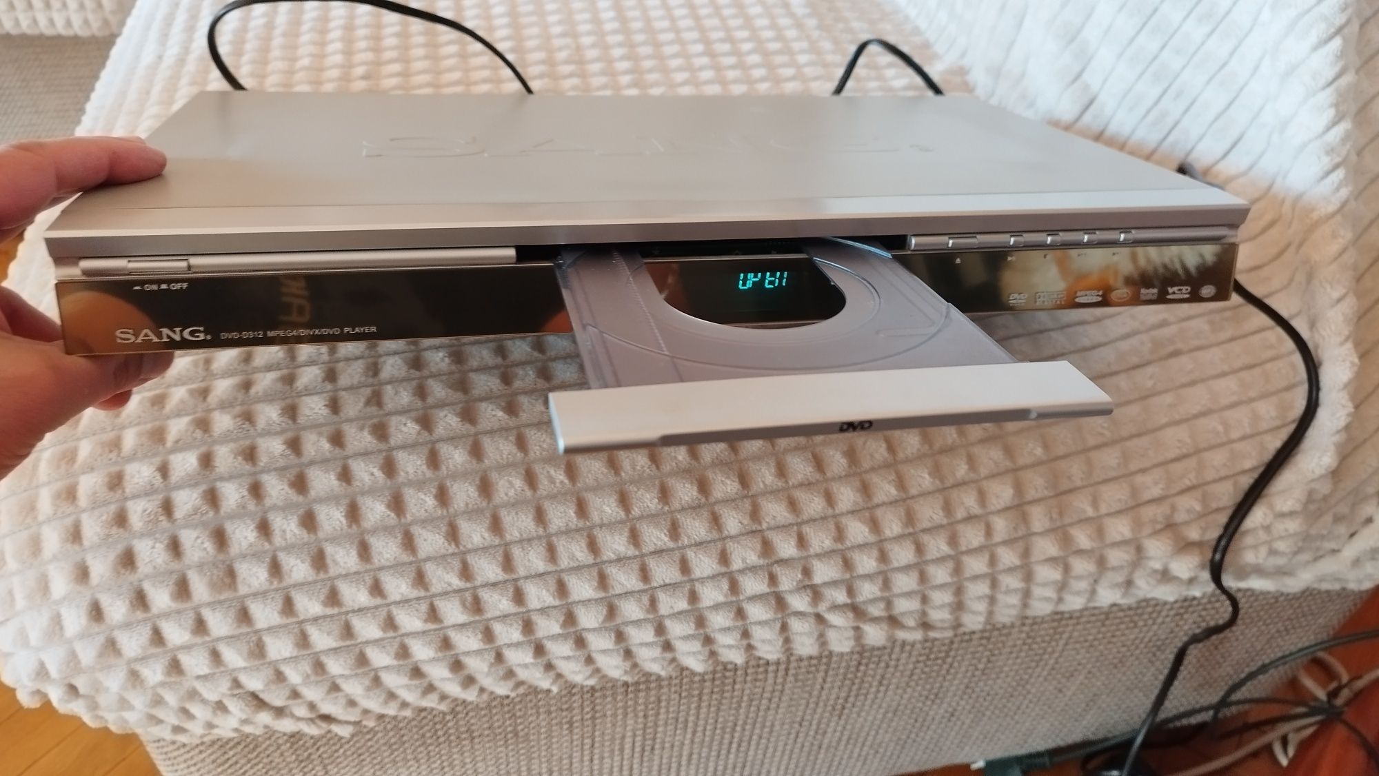 DVD Sang D312 MPeg4/DIVX/DVD