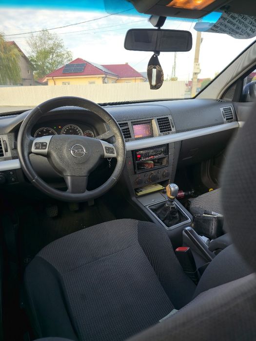 Opel vectra C 1.9 Cdti 150 Cp GTS
