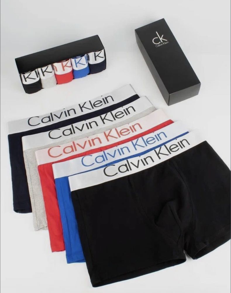 Подарочный набор боксеров,трусов Calvin Klein
