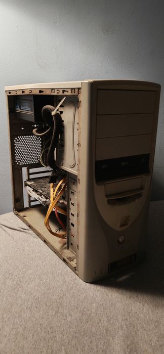 Vând calculator i7 gtx 1060