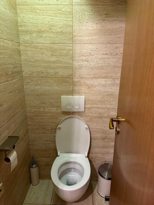 Тристаен апартамент в Центъра