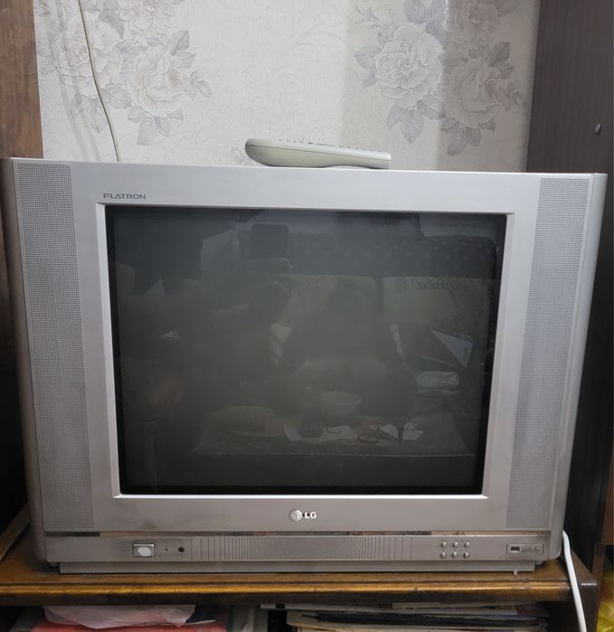 Телевизор LG Flatron
