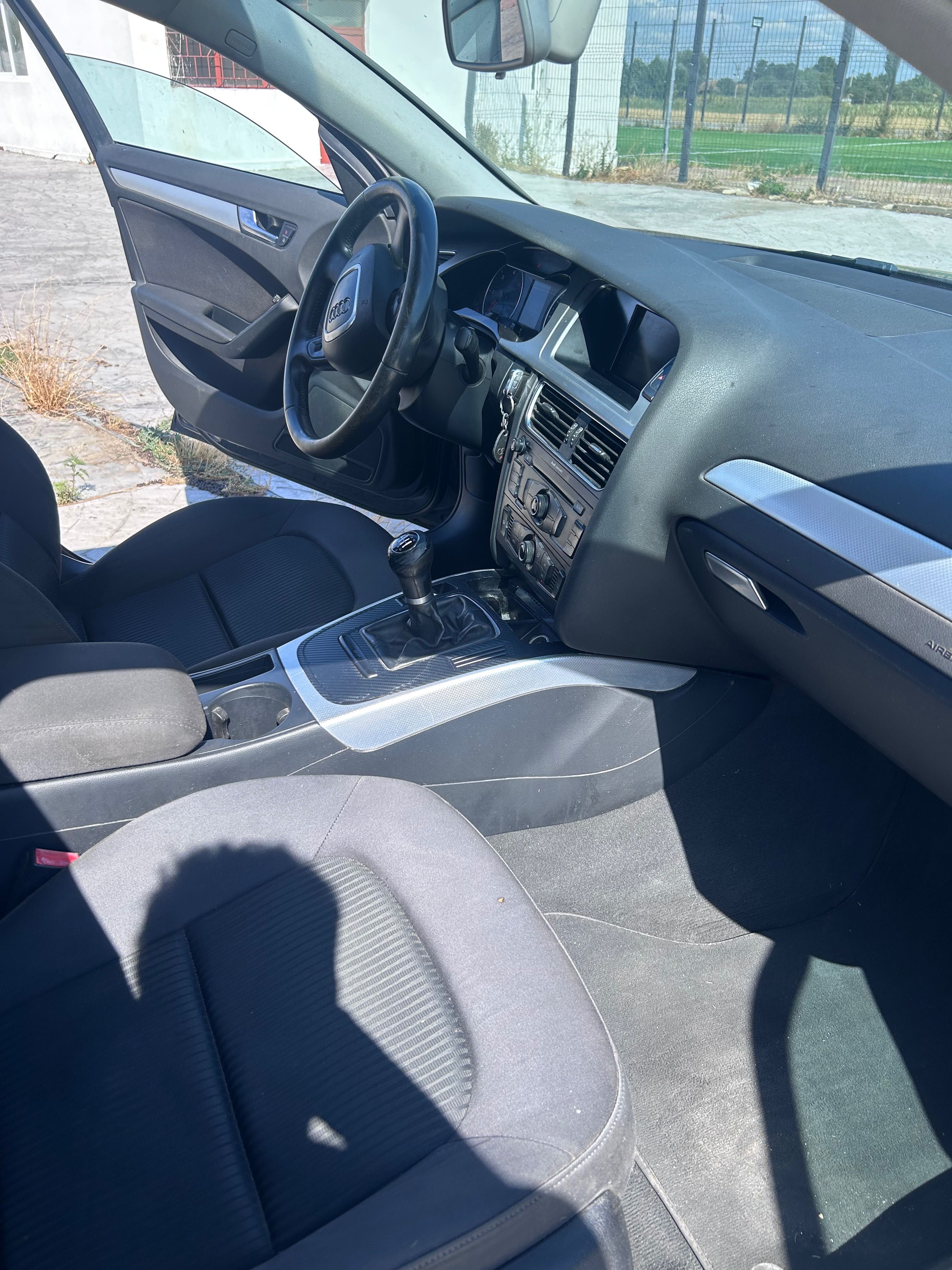 Audi a4 b8 2010 manual