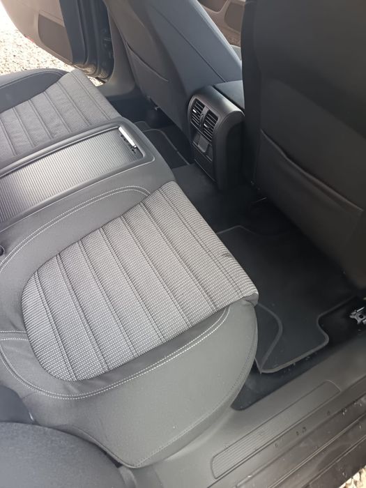 Volskwagen Passat 1.8 benzina model 2010