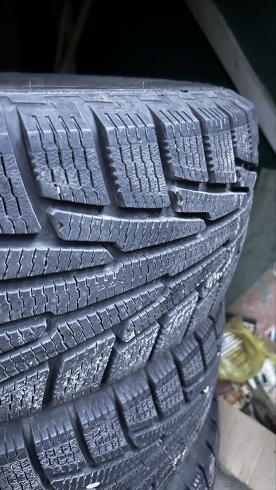 Продам шины Nokian зима 4 шт