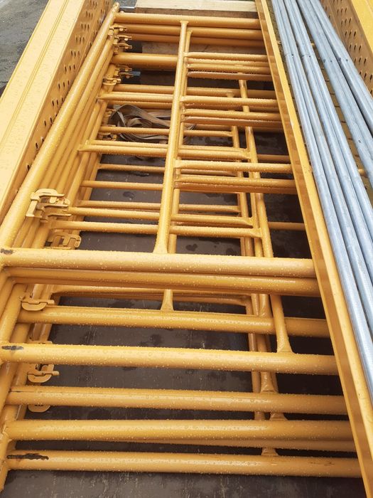 Vând schelă noua model Spania