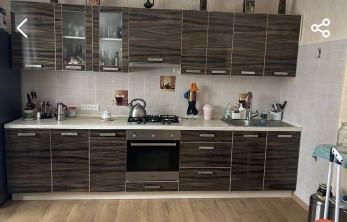 Кухонный гарнитур укомплектованный