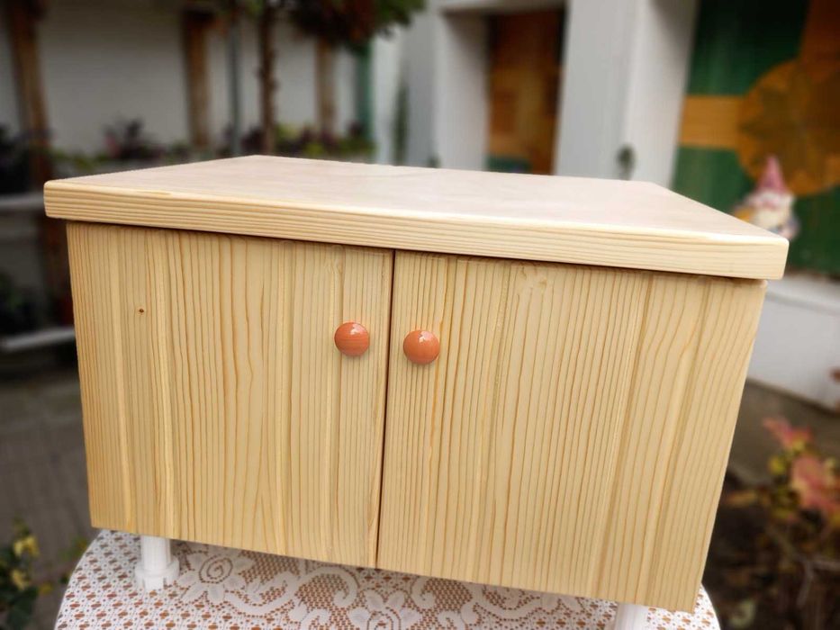 шкаф за печка тип Раховец от масивна дървесина