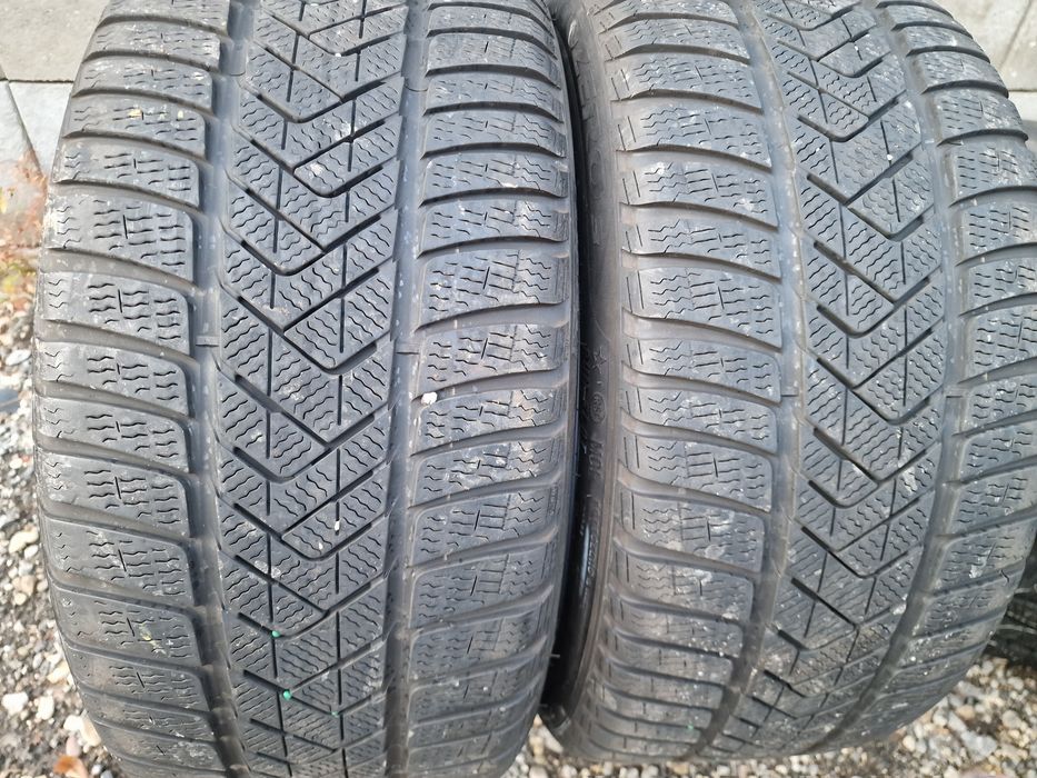 Anvelope 275/35R19 marca Pirelli, M +S, DOT 2021
